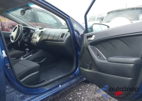 2018 Kia Forte Lx из США, поврежденный, VIN 3KPFK4A73JE255290